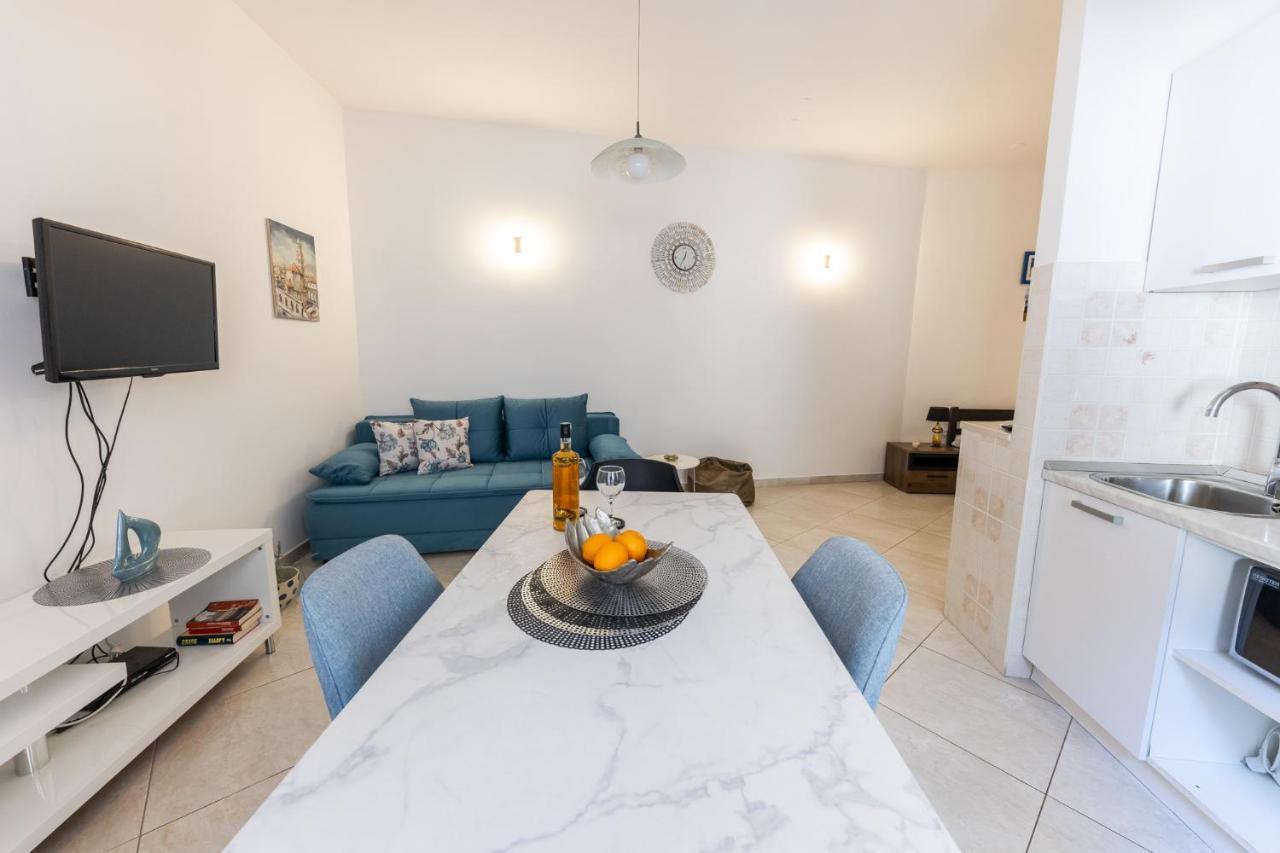 Apartment Sergio Split Bagian luar foto